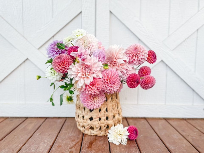 floral-arranging